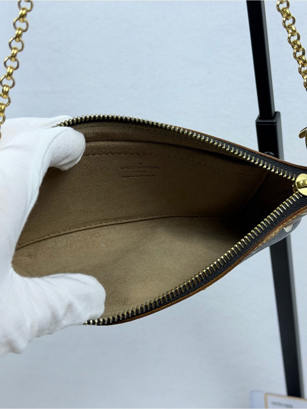 Louis Vuitton Monogram Multicolor Murakami Black Milla Pochette MM Full Set - Picture 11 of 16